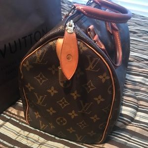 Louis Vuitton Speedy 30